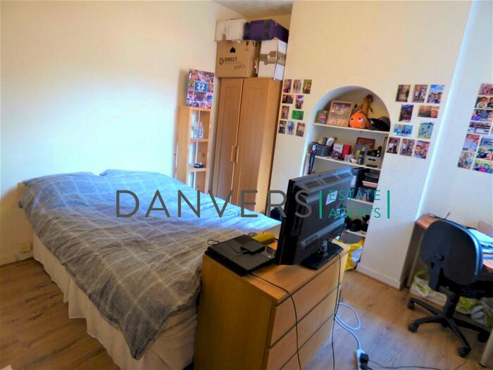 4 Bedroom Terraced House To Rent In Thirlmere Street, Leicester, LE2