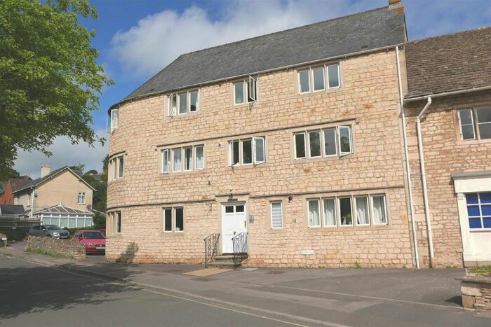 1 Bedroom Flat To Rent In Cossack Court, Cossack Square, Nailsworth GL6