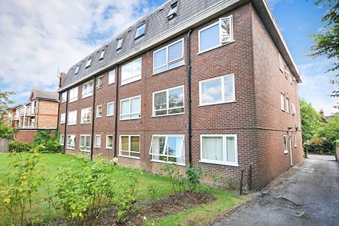 1 Bedroom Flat For Sale In Herron Court, Bromley, BR2