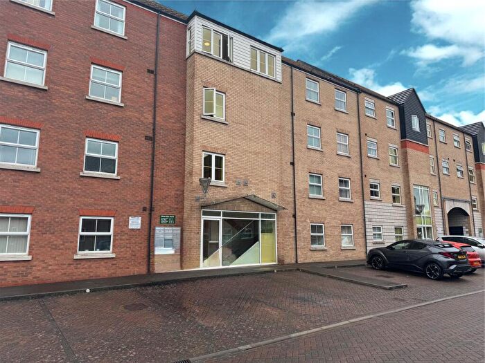 2 Bedroom Flat To Rent In Riverside Drive, Lincoln, LN5