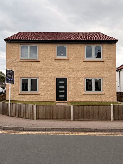 4 Bedroom Detached House For Sale In West End Road, Norton, DN6
