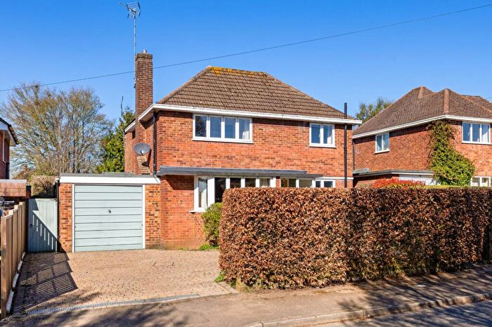 4 Bedroom Detached House For Sale In Sibley Avenue, Harpenden, Hertfordshire, AL5