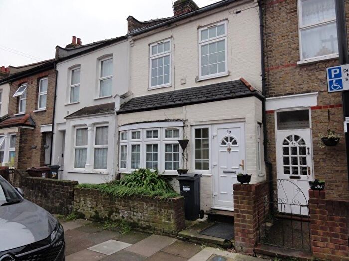 2 Bedroom Terraced House To Rent In Stanley Road, Hounslow, TW3