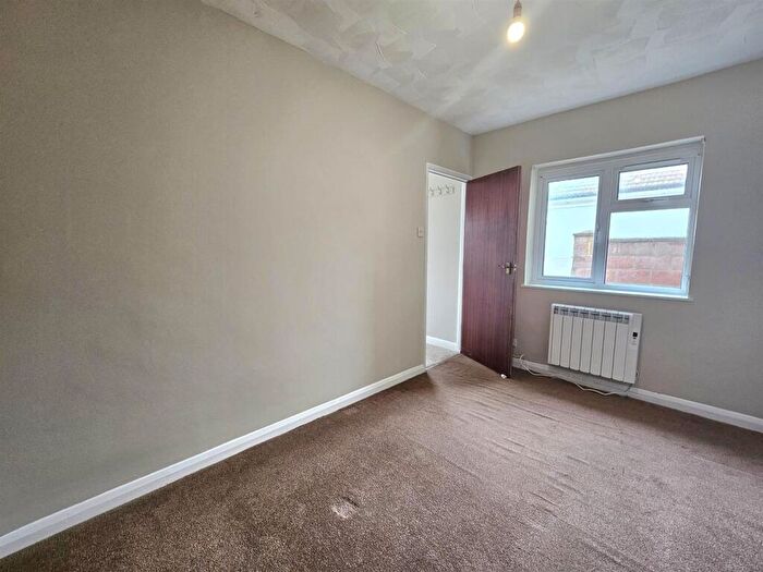 1 Bedroom House To Rent In Seaview Avenue, Peacehaven, BN10