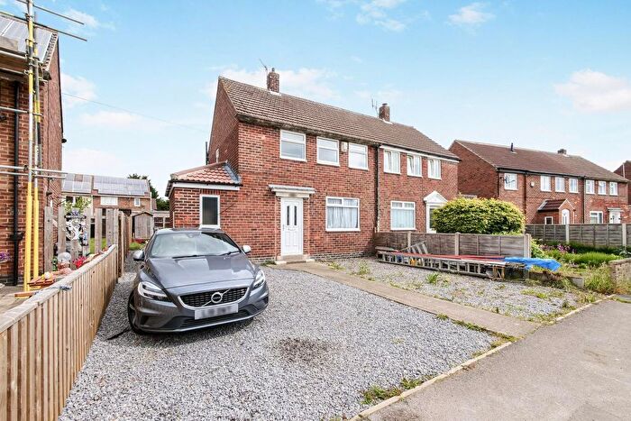 2 Bedroom Semi Detached House For Sale In Barkston Avenue, York, YO26