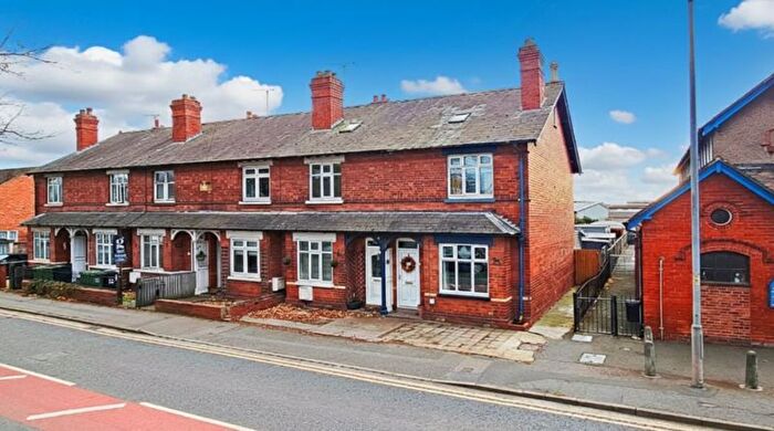 3 Bedroom Terraced House For Sale In Grandstand Road, Hereford, HR4