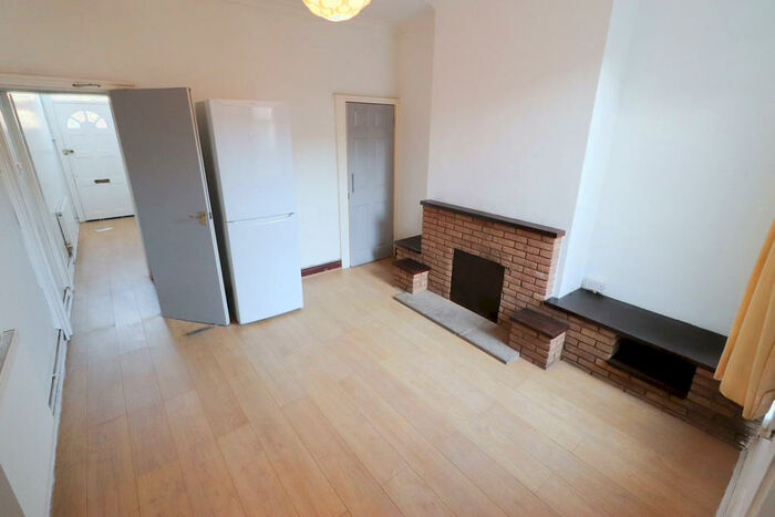 4 Bedroom Terraced House To Rent In St Margaret Road, Stoke, Coventry, CV1