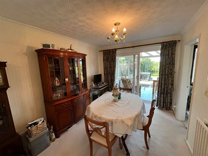 4 Bedroom Detached House For Sale In Boulton Close, Malkins Bank, Sandbach, CW11