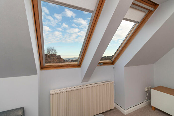 2 Bedroom Flat For Sale In Glenagnes Road, Dundee, DD2