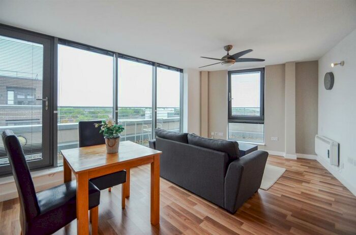 2 Bedroom Property To Rent In Queens Road, Nottingham, NG2