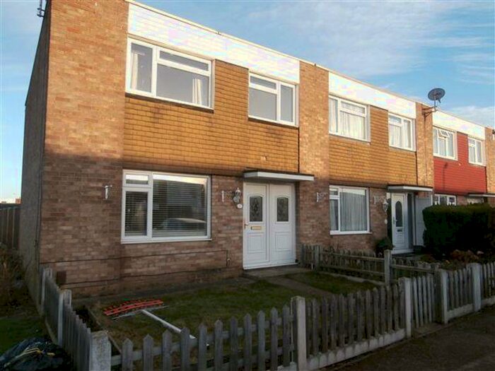 3 Bedroom House To Rent In Carolines Close, Southend-On-Sea, SS2