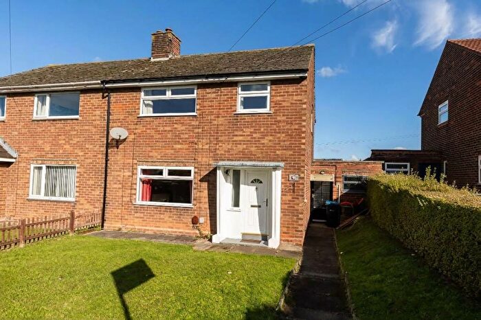 3 Bedroom Semi-Detached House For Sale In Kings Drive, Helsby, WA6