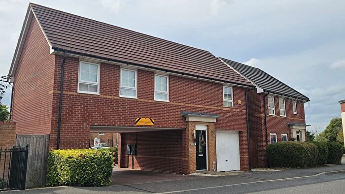 1 Bedroom Maisonette For Sale In Farlakes Drive, Peterborough, PE2