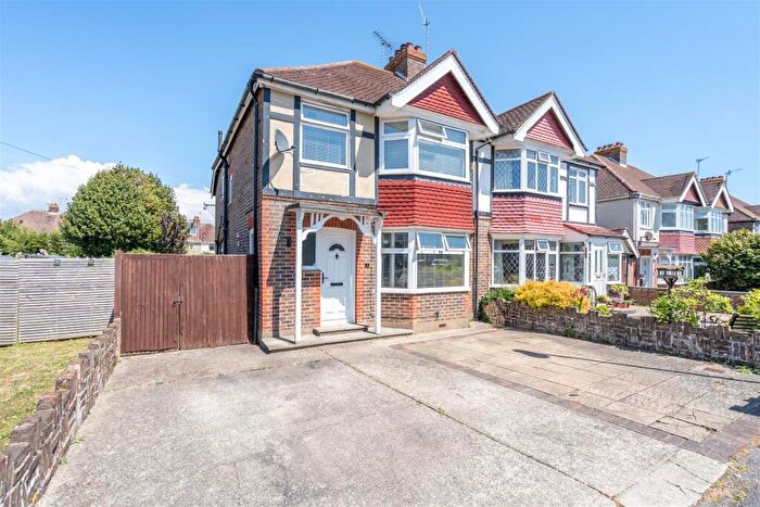 3 Bedroom Semi Detached House For Sale In Norbren Avenue, North Bersted, Bognor Regis, PO21