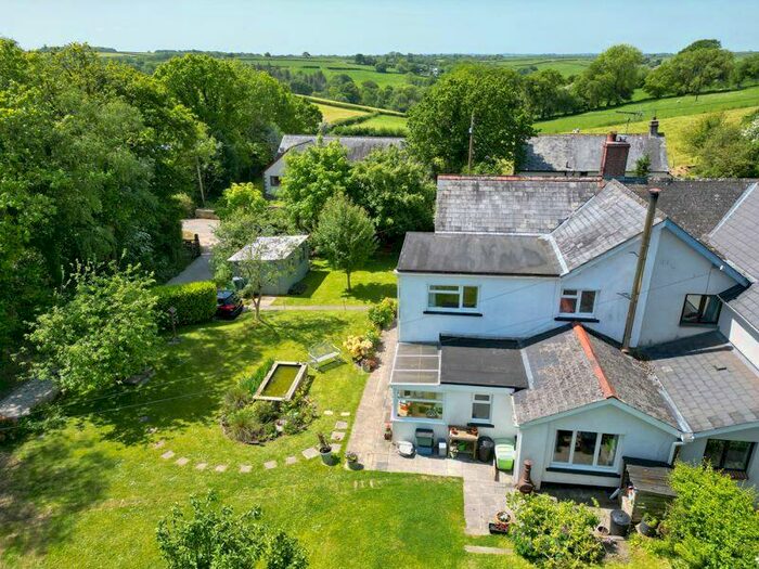 3 Bedroom Semi-Detached House For Sale In Inwardleigh, Devon, EX20