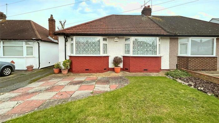 3 Bedroom Bungalow To Rent In Francis Avenue, Bexleyheath, DA7