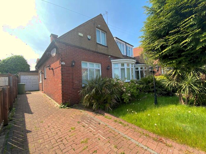 3 Bedroom House To Rent In Braeside, Sunderland, SR2