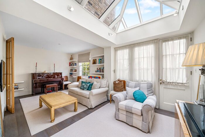 4 Bedroom Terraced House To Rent In Sheffield Terrace, Kensington, W8