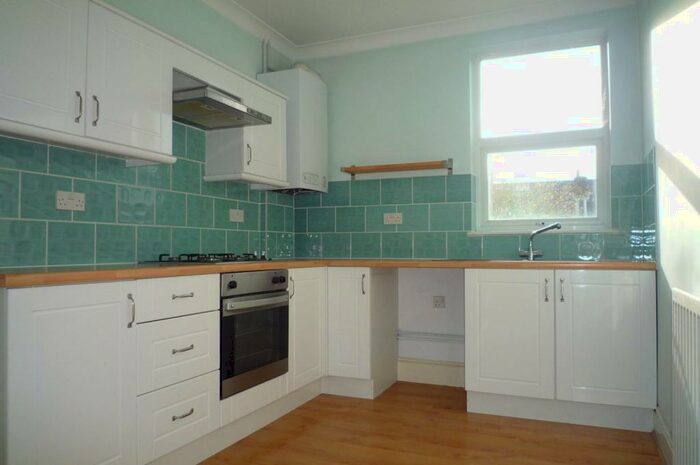 2 Bedroom Apartment To Rent In Ophir Road, Hilsea, PO2