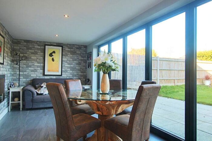 5 Bedroom Detached House For Sale In Nursling, Southampton, SO16