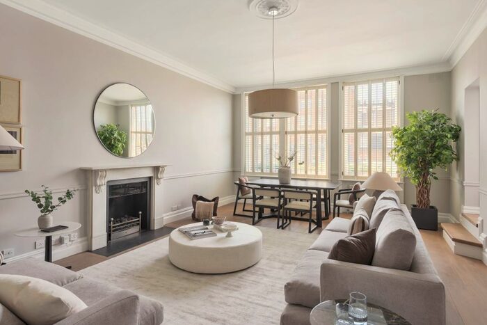 2 Bedroom Flat To Rent In Roland Gardens, London, SW7