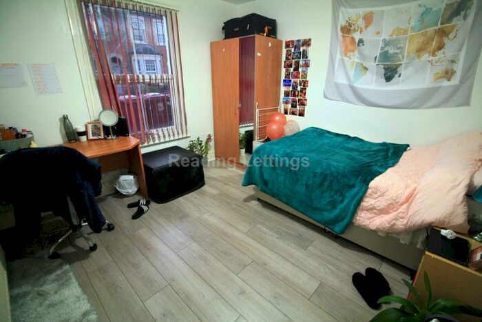 6 Bedroom Terraced House To Rent In Blenheim Road, Reading, RG1