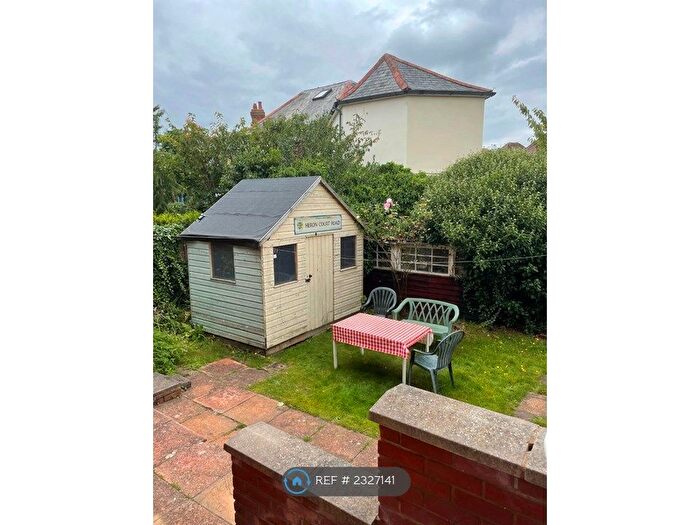 6 Bedroom Detached House To Rent In Heron Court Road, Bournemouth, BH9