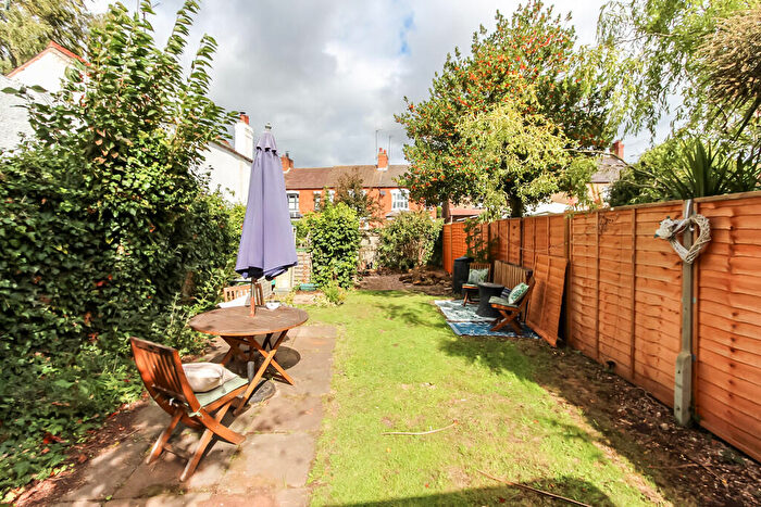 2 Bedroom Cottage For Sale In Harrowick Lane, Earls Barton, NN6