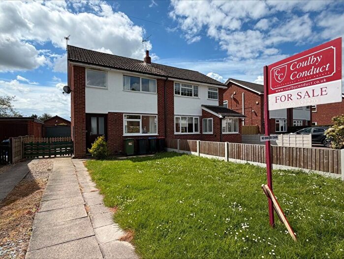 3 Bedroom Semi-Detached House For Sale In Shelley Avenue, Wincham, Northwich, CW9