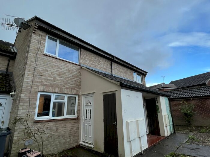 1 Bedroom Maisonette To Rent In Lakemead, Singleton, Ashford, TN23