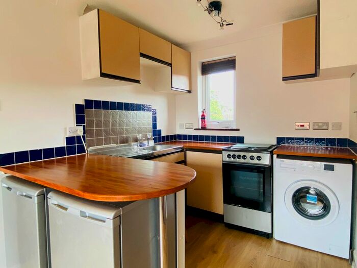 1 Bedroom Studio To Rent In Henniker Gate, Chelmer Village, Chelmsford, CM2