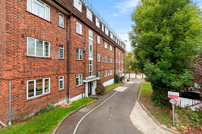 2 Bedroom Flat For Sale In Victoria Crescent, Compton Court Victoria Crescent, SE19