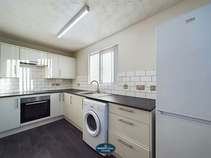 1 Bedroom Maisonette To Rent In Brunel Close, Stoke, Coventry, CV2