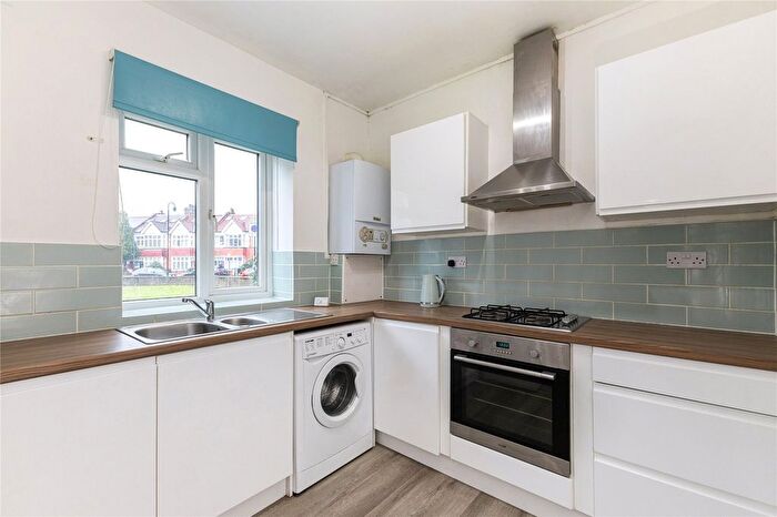 1 Bedroom Flat To Rent In Peterborough Road, London, SW6