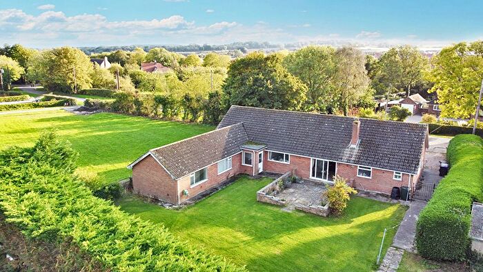 4 Bedroom Detached Bungalow For Sale In Stewton Lane, Louth, LN11