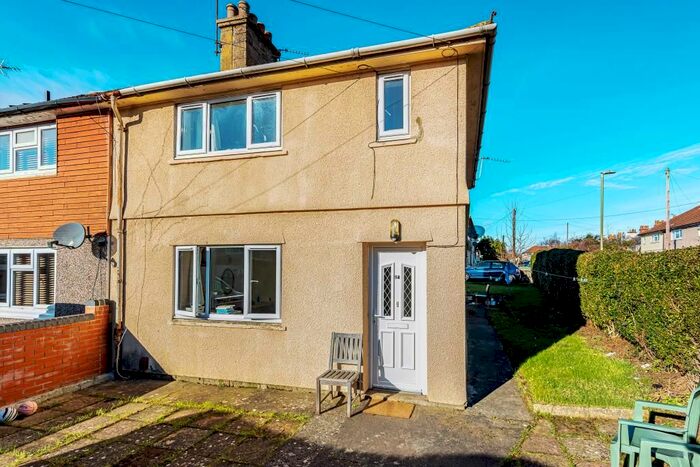3 Bedroom Semi-Detached House To Rent In Freelands Road, East Oxford, OX4