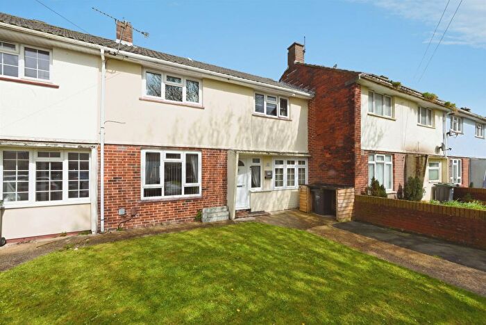 3 Bedroom Terraced House For Sale In Totland Road, Gosport, PO13