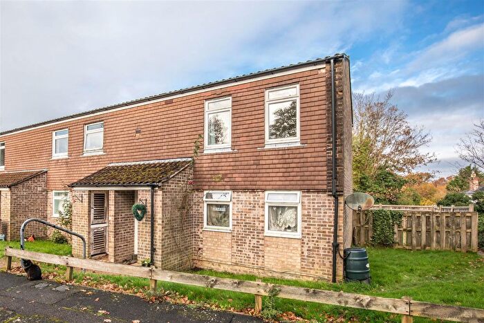 2 Bedroom Maisonette For Sale In Campbell Close, Uckfield, TN22