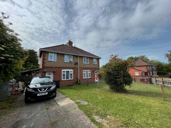 3 Bedroom Property To Rent In Brown Street, Trowbridge, Wiltshire, BA14