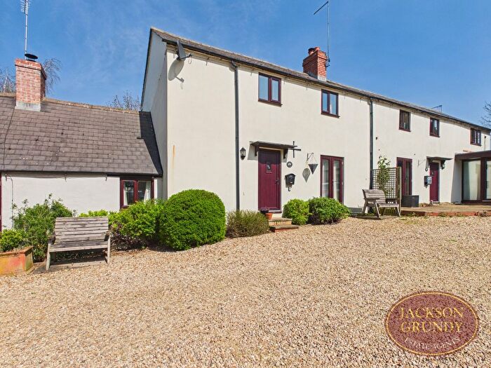 3 Bedroom Terraced House For Sale In Holdenby Road, East Haddon, NN6