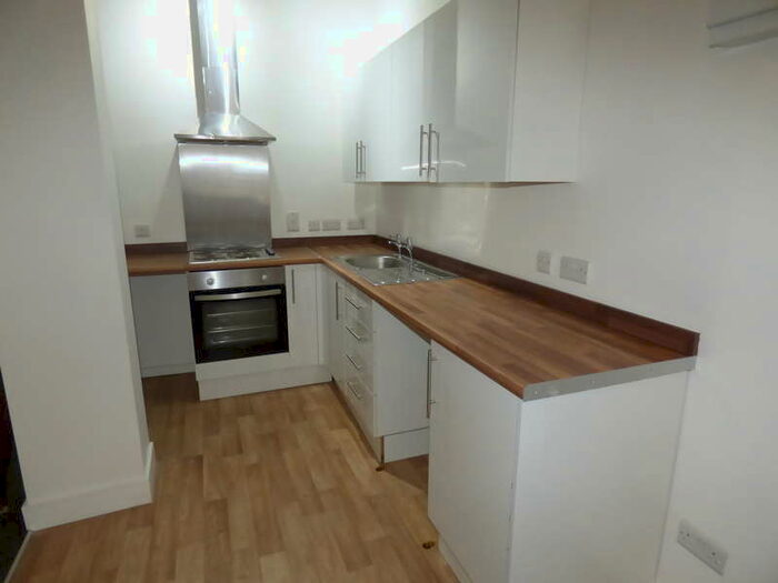 Flat To Rent In Queen Street, Newton Abbot, TQ12
