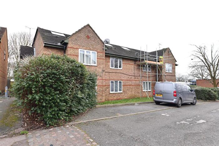 Studio To Rent In Bradman Way, Stevenage, SG1
