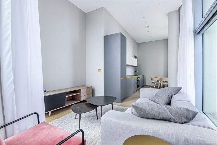 2 Bedroom Flat To Rent In No., Upper Riverside, Cutter Lane, Greenwich Peninsula, SE10