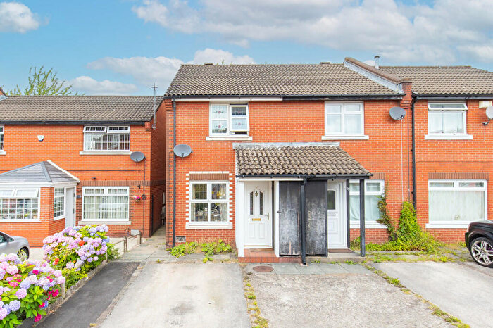 2 Bedroom Terraced House For Sale In Colman Court, Preston, PR1