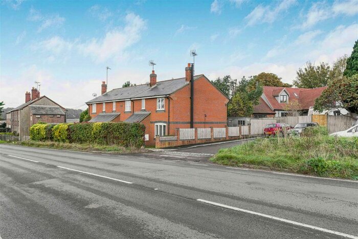 3 Bedroom End Of Terrace House For Sale In Lavender Terrace, Ewelme, Wallingford, OX10