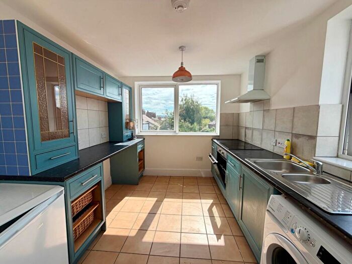 1 Bedroom Flat To Rent In Cambridge Street, Aylesbury, HP20