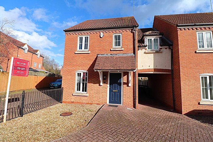 3 Bedroom Semi-Detached House To Rent In Ladymead Close, West Hunsbury, Northampton, NN4