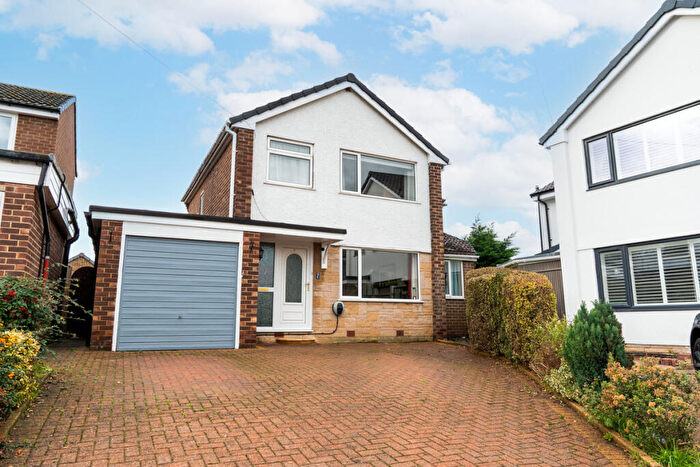 4 Bedroom Detached House For Sale In Swale Rise, Wetherby, LS22