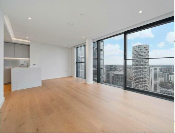 2 Bedroom Apartment To Rent In Hampton Tower, London, E14