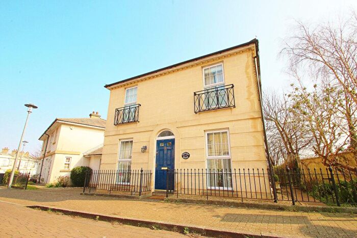 3 Bedroom House To Rent In Burlington Road, Portishead, BS20